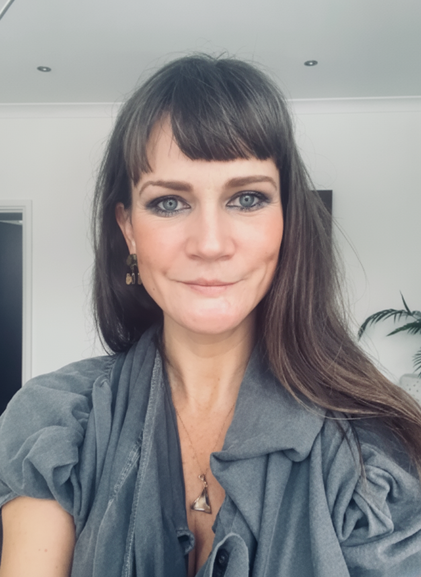 Deborah Warden - Professional body therapist at London Natural Health Centre